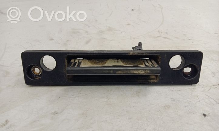 KIA Carens I Tailgate/trunk/boot exterior handle 