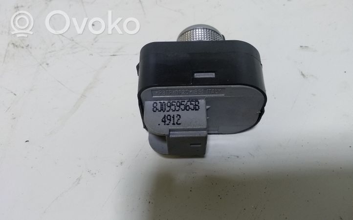 Audi A6 S6 C7 4G Veidrodėlių jungtukas 8J0959565B