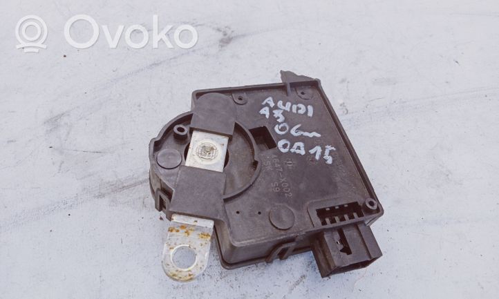 Audi A8 S8 D3 4E Module de contrôle de batterie 4E0915181C