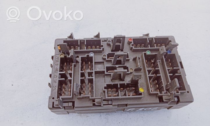 Peugeot 806 Sulakemoduuli 9453478380