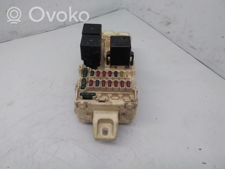 Mitsubishi Galant Module de fusibles MR24316