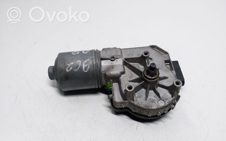 Audi A8 S8 D3 4E Galinio stiklo valytuvo varikliukas 4E1955119C