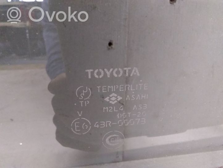 Toyota Previa (XR30, XR40) II Vitre de fenêtre porte arrière 