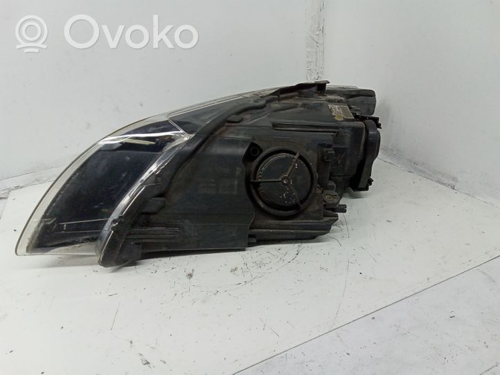 Audi Q7 4L Priekinis žibintas 4L0941004K