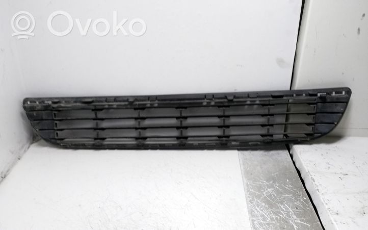 Citroen Berlingo Kratka dolna zderzaka przedniego 9681519877