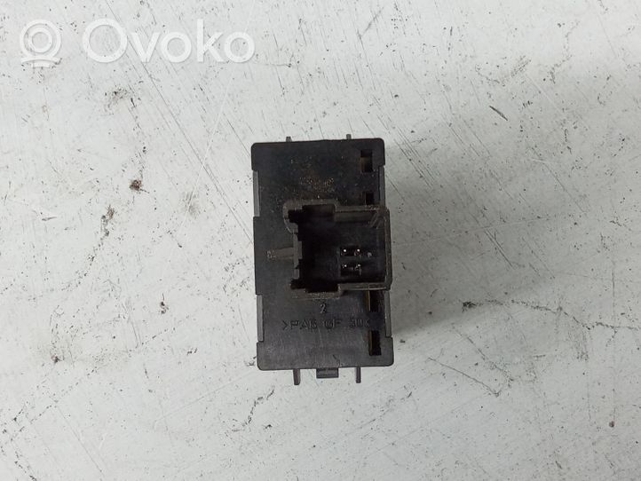 Ford Kuga I Seat heating switch 8V4T19K314AB