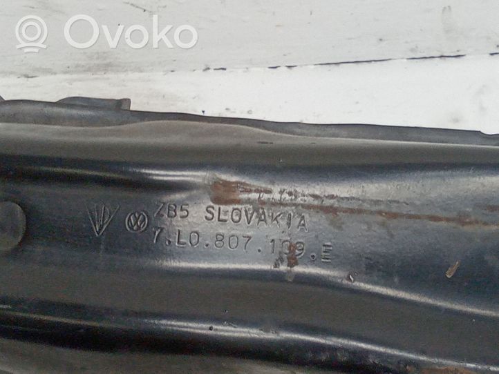 Volkswagen Touareg I Front bumper cross member 7L0807109E