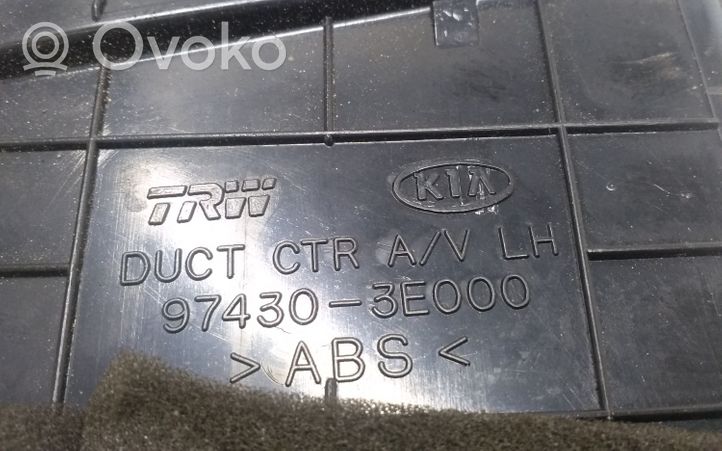 KIA Sorento Dysze / Kratki środkowego nawiewu deski rozdzielczej 974303E000