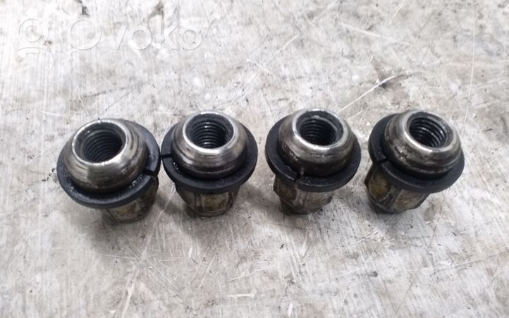 Honda Civic Nuts/bolts 