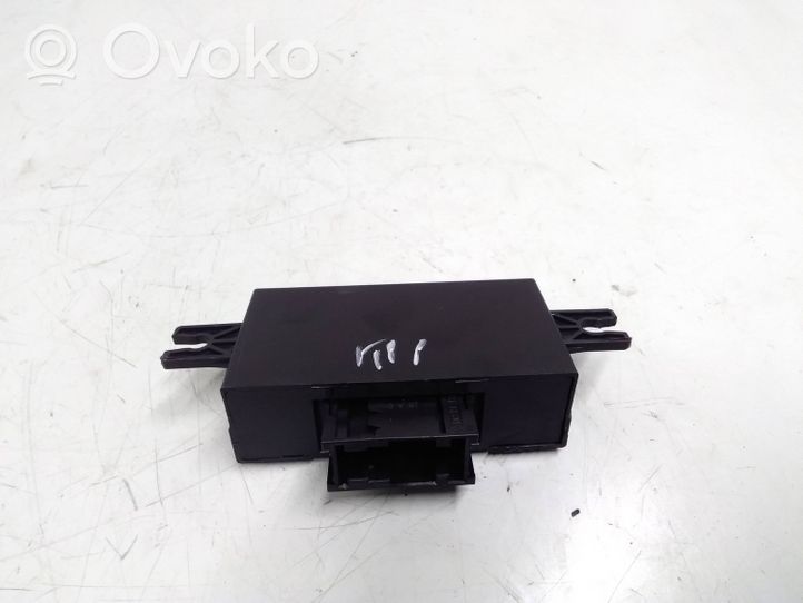 Opel Grandland X Unité de commande module de porte 9833644180