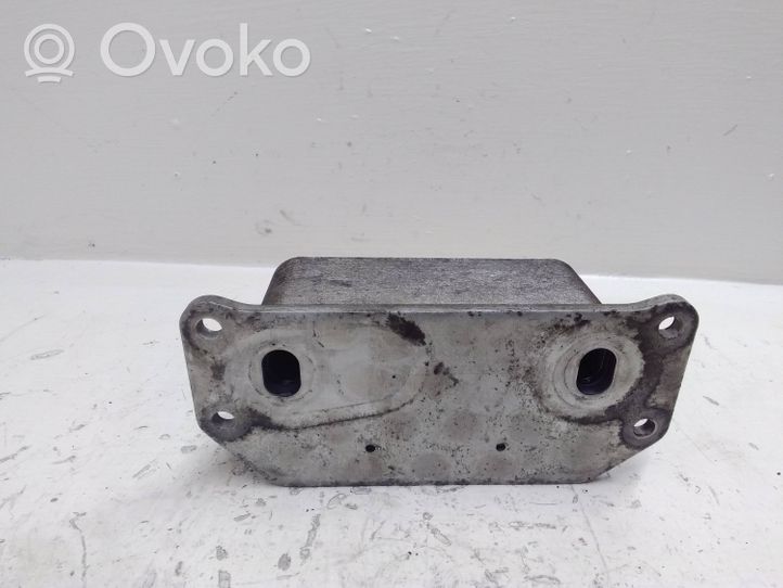 Volvo S80 Supporto di montaggio del filtro dell’olio 30757459