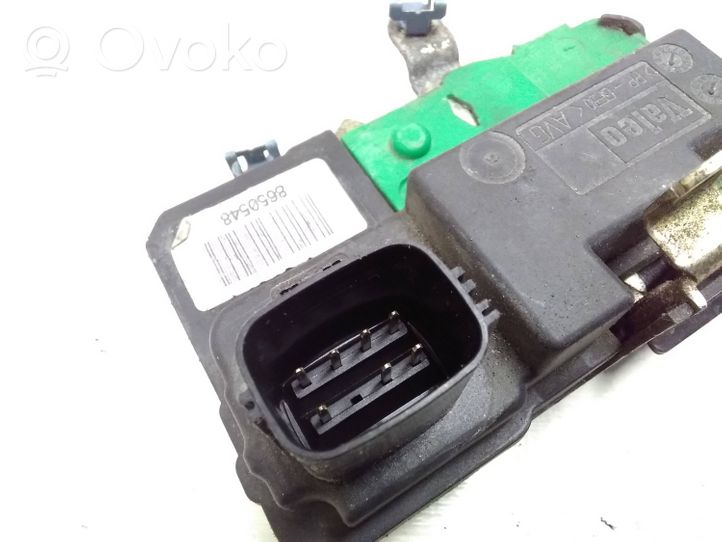 Volvo XC70 Serratura portiera anteriore 8650548