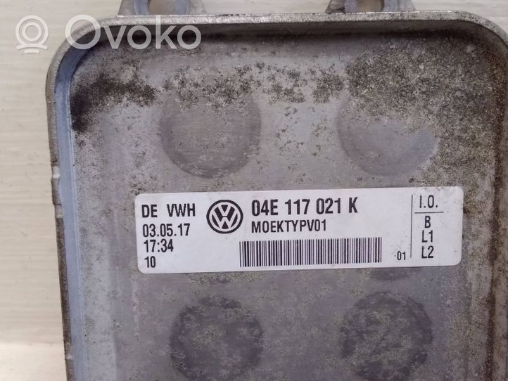 Audi A4 S4 B9 Mocowanie / uchwyt filtra oleju 04E117021K