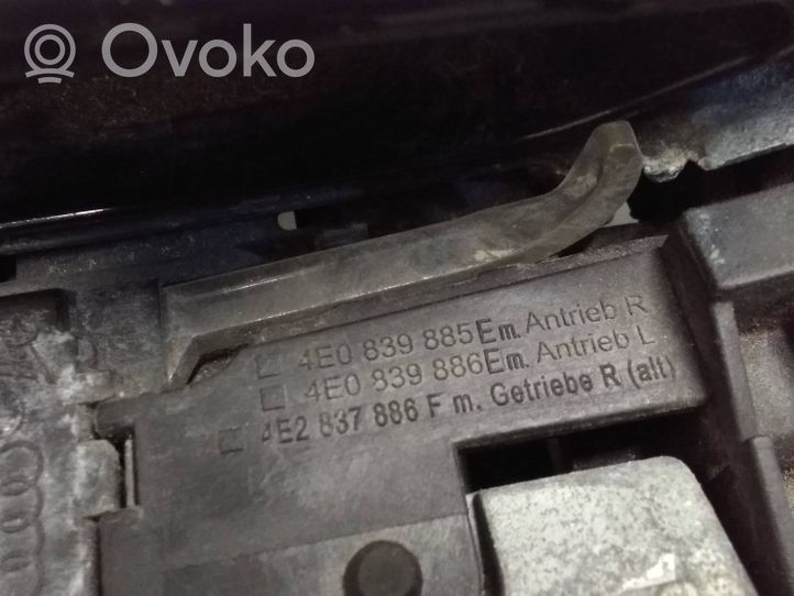 Audi A8 S8 D3 4E Klamka zewnętrzna drzwi przednich 4E1837885E