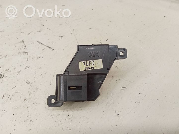 Honda Accord Interruptor de memoria del asiento M38025