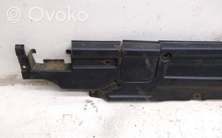 Volkswagen Touareg II Couvercle de plateau inférieur 7P0825202A