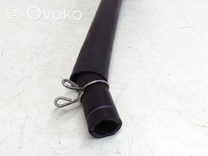 Toyota Prius (XW50) Engine coolant pipe/hose 