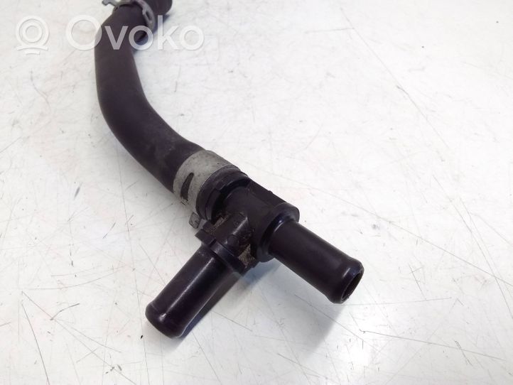 Toyota Prius (XW50) Engine coolant pipe/hose 