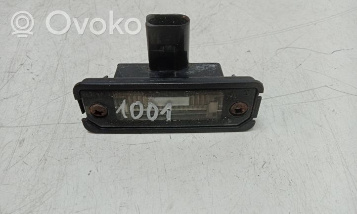 Volkswagen Polo Lampa oświetlenia tylnej tablicy rejestracyjnej 1J6943021B