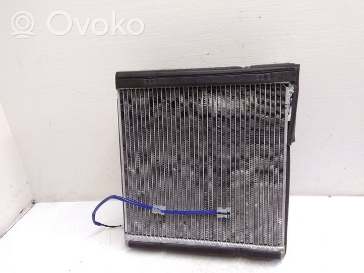 Toyota Prius (XW50) Air conditioning (A/C) radiator (interior) 01C08J0635B