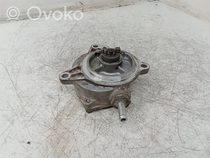 Subaru Outback Pompe à vide 