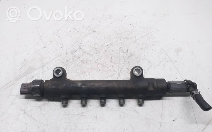 Subaru Outback Tuyau de conduite principale de carburant 