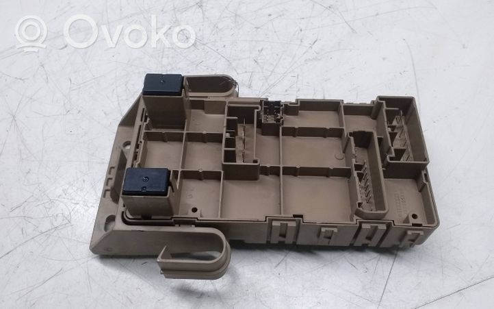 Subaru Outback Drošinātāju bloks 82201AJ000