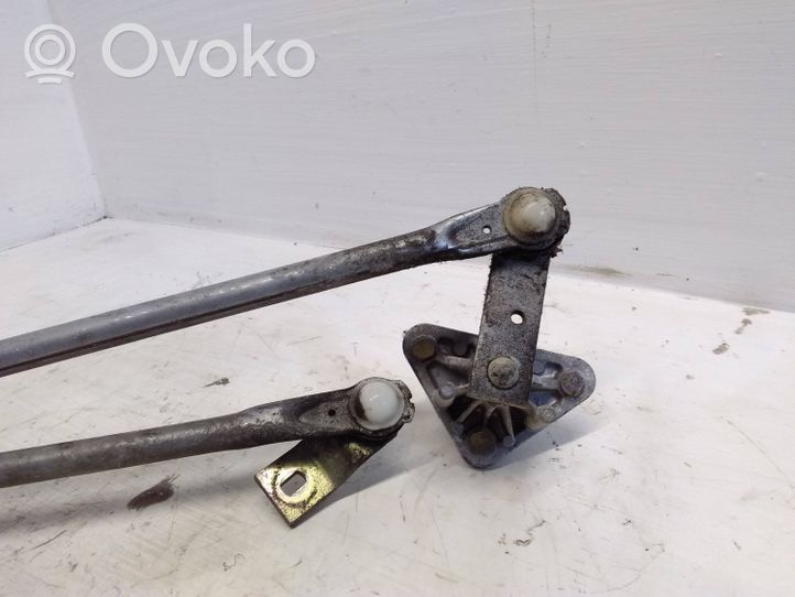 Subaru Forester SF Front wiper linkage 