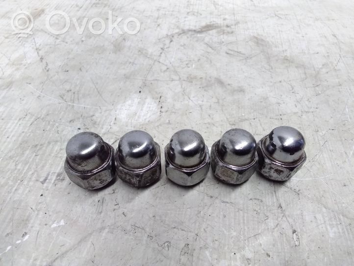 KIA Sportage Nuts/bolts 