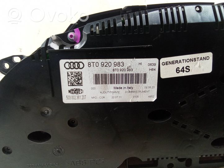 Audi A5 8T 8F Spidometrs (instrumentu panelī) 8T0920983