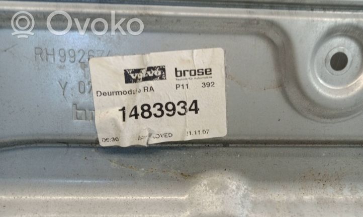 Volvo S40 Elektryczny podnośnik szyby drzwi tylnych 8679083RH