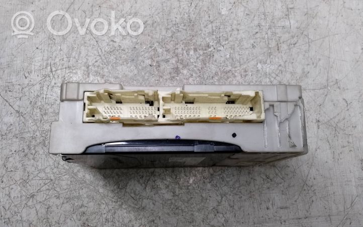 Toyota Prius (XW30) Sterownik / Moduł komfortu 8922147150