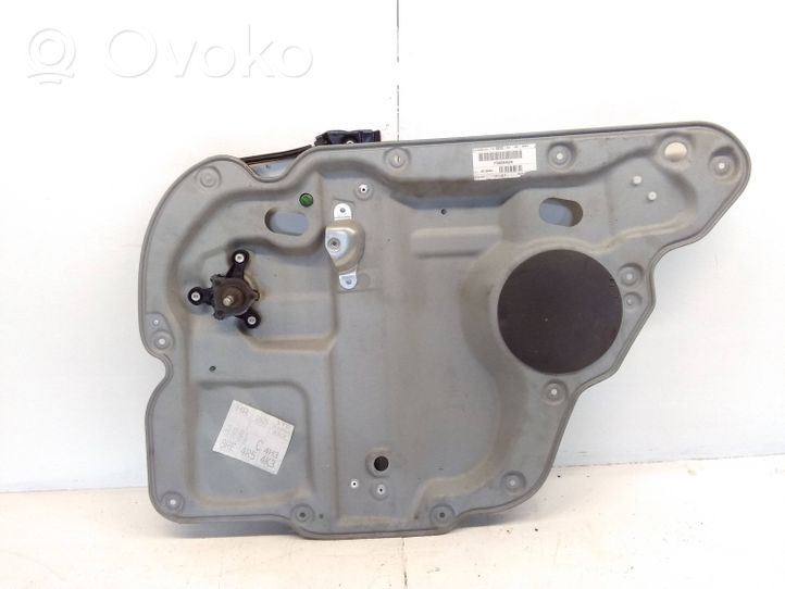 Volkswagen Touran I Takaoven manuaalinen ikkunan nostin 1T0839462N