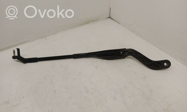 Mercedes-Benz CLS C219 Windshield/front glass wiper blade A2118201444