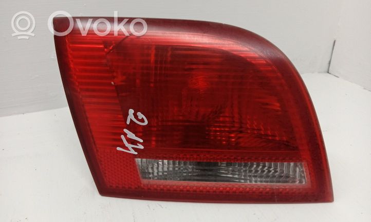 Audi A3 S3 A3 Sportback 8P Luci posteriori del portellone del bagagliaio 8P4945093