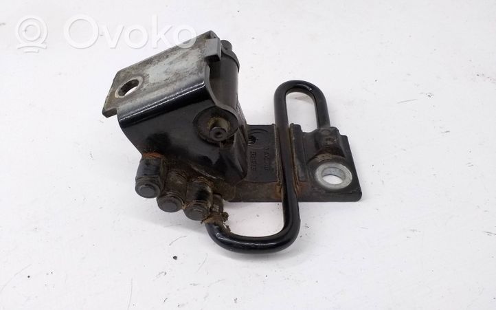 Audi A3 S3 A3 Sportback 8P Front door lower hinge 8E0831412E