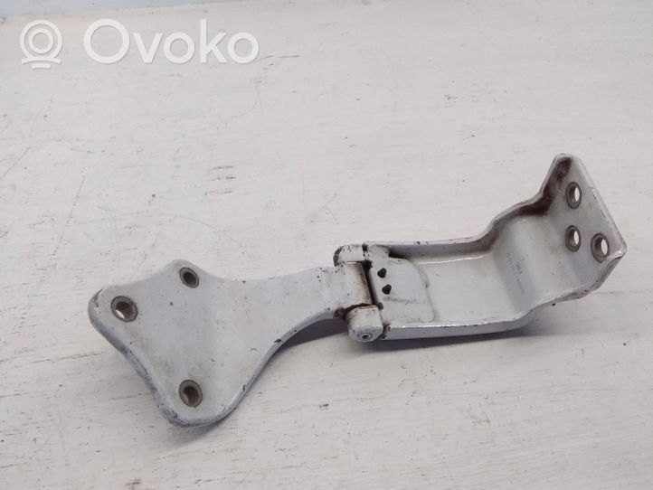 Mercedes-Benz Vito Viano W639 Loading door lower hinge A6397401337