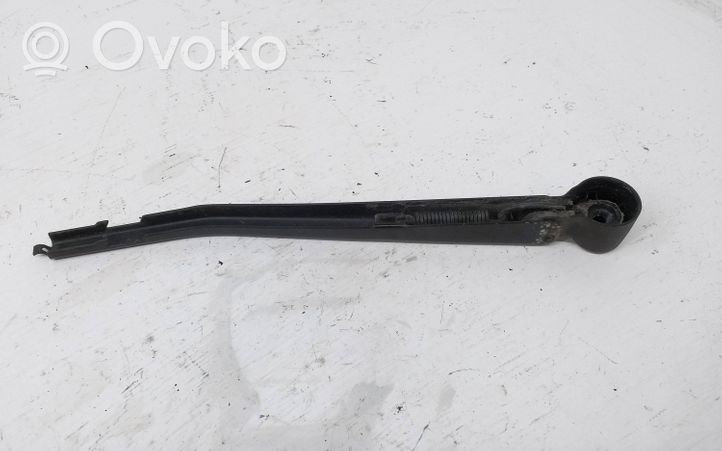 BMW X1 E84 Ramię wycieraczki szyby tylnej 7138507