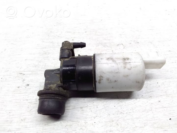 Opel Vivaro Windscreen/windshield washer pump 8200067015