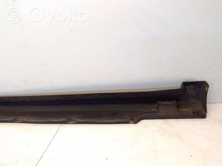 Volkswagen PASSAT B5.5 Sottoporta 3B0853855D