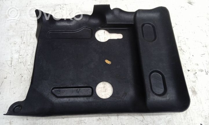 Volkswagen Touareg I Plaque de protection de réservoir de carburant 7L0201979