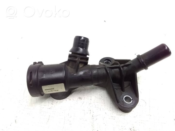 BMW X5 E70 Boîtier de thermostat / thermostat N4832002