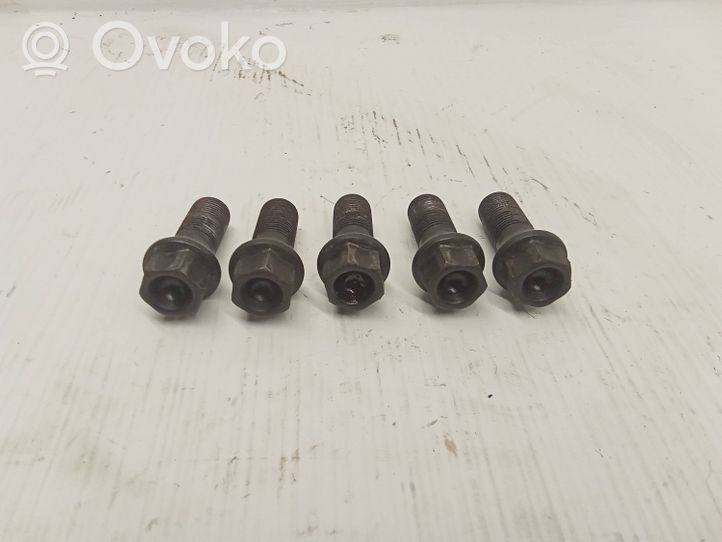 BMW 5 GT F07 Nuts/bolts 