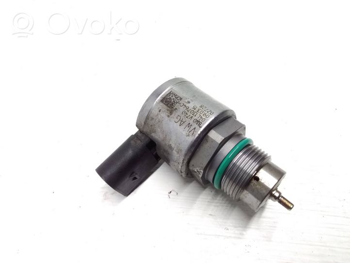 Audi A6 S6 C7 4G Regolatore di pressione del carburante 04L130764C