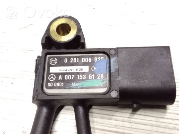 Mercedes-Benz ML W164 Sensor de presión del escape A0071536128