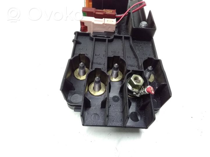 Mercedes-Benz ML W164 Module de fusibles 1645450201