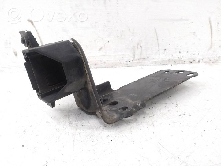 BMW X1 E84 Staffa del pannello di supporto del radiatore 23781010