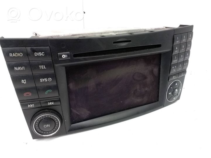 Mercedes-Benz CLS C219 Panel / Radioodtwarzacz CD/DVD/GPS A0009024701
