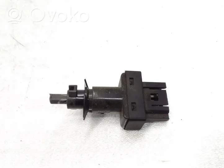 Mercedes-Benz B W246 W242 Clutch pedal sensor A0065451014