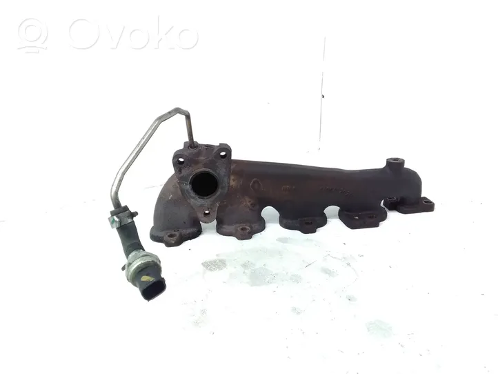 Opel Vivaro Exhaust manifold 140045202R